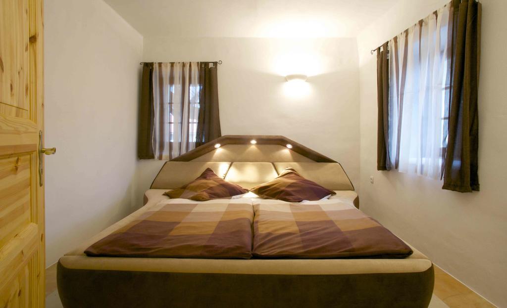Bed & Breakfast Pension Biofarma Slunecna Zelnava